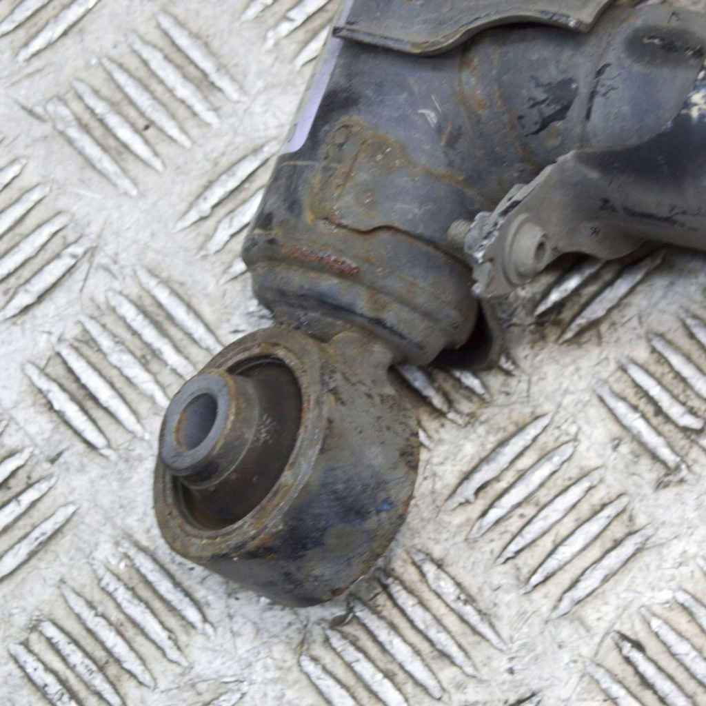 фото №4, Lexus rx 450h 2018 левая сторона амортизатор задний