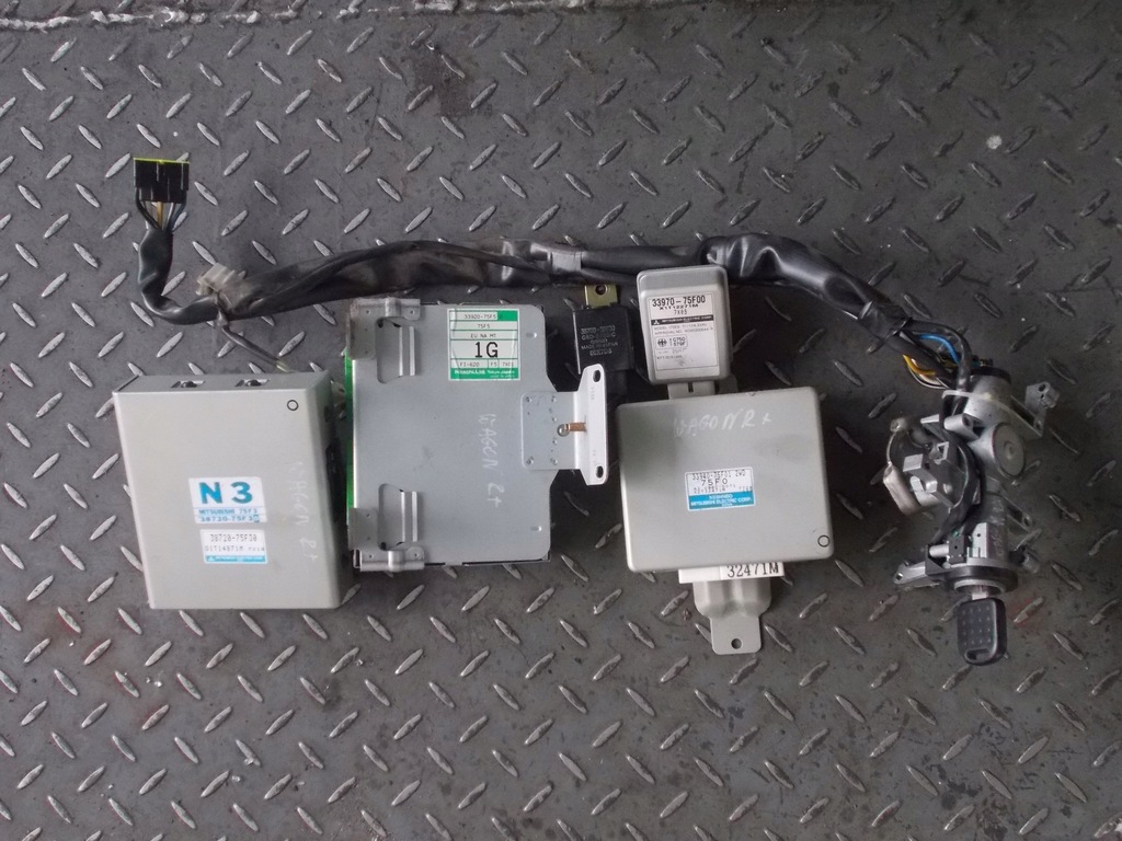 фото №1, Набор стартовый suzuki wagon r+ 1.0 33920-75f5