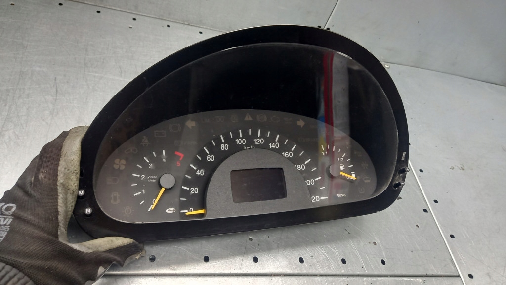 фото №1, Счетчик mercedes vito w639 4460321