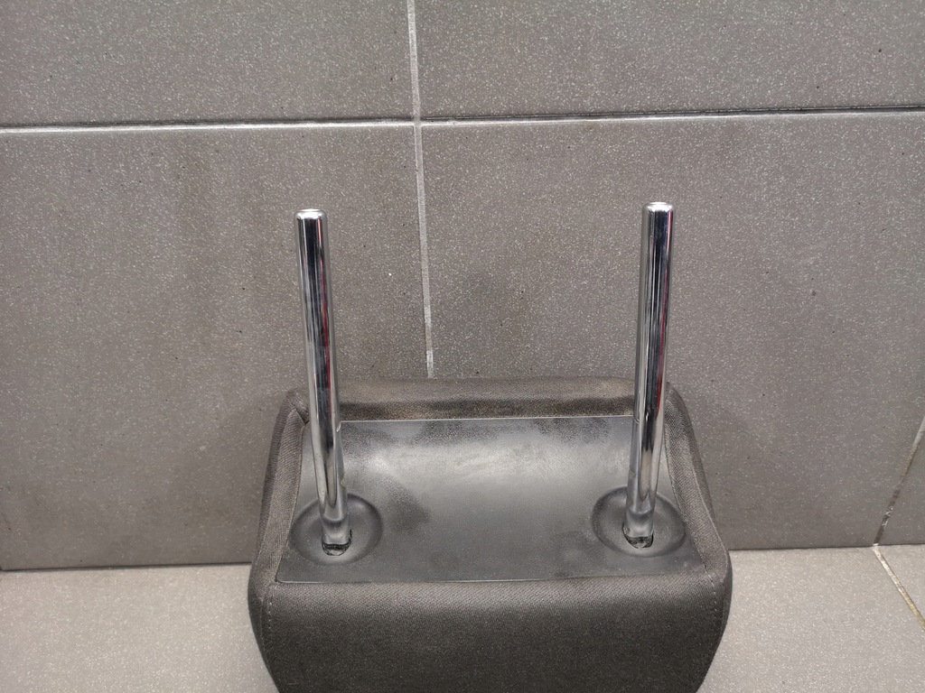 фото №10, Підголівник задній чорний audi a6 c6