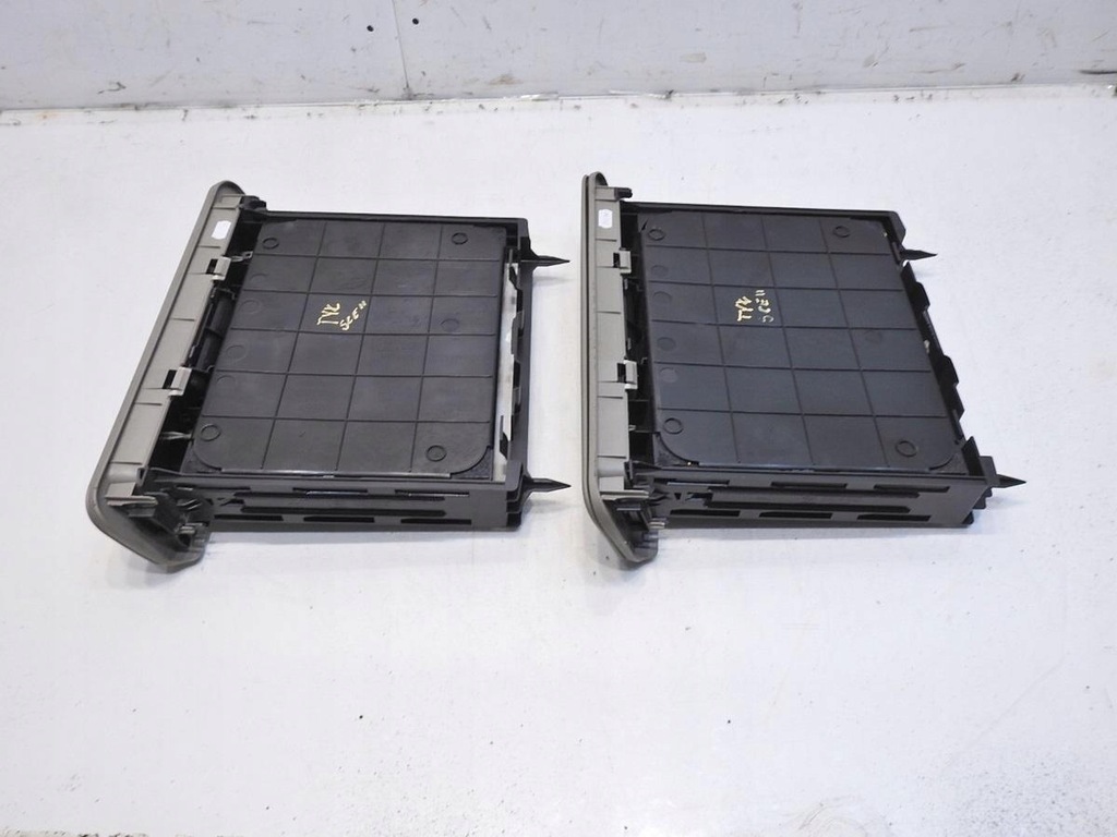 фото №6, Бардачок pod сиденье задняя renault scenic ii 8200223825