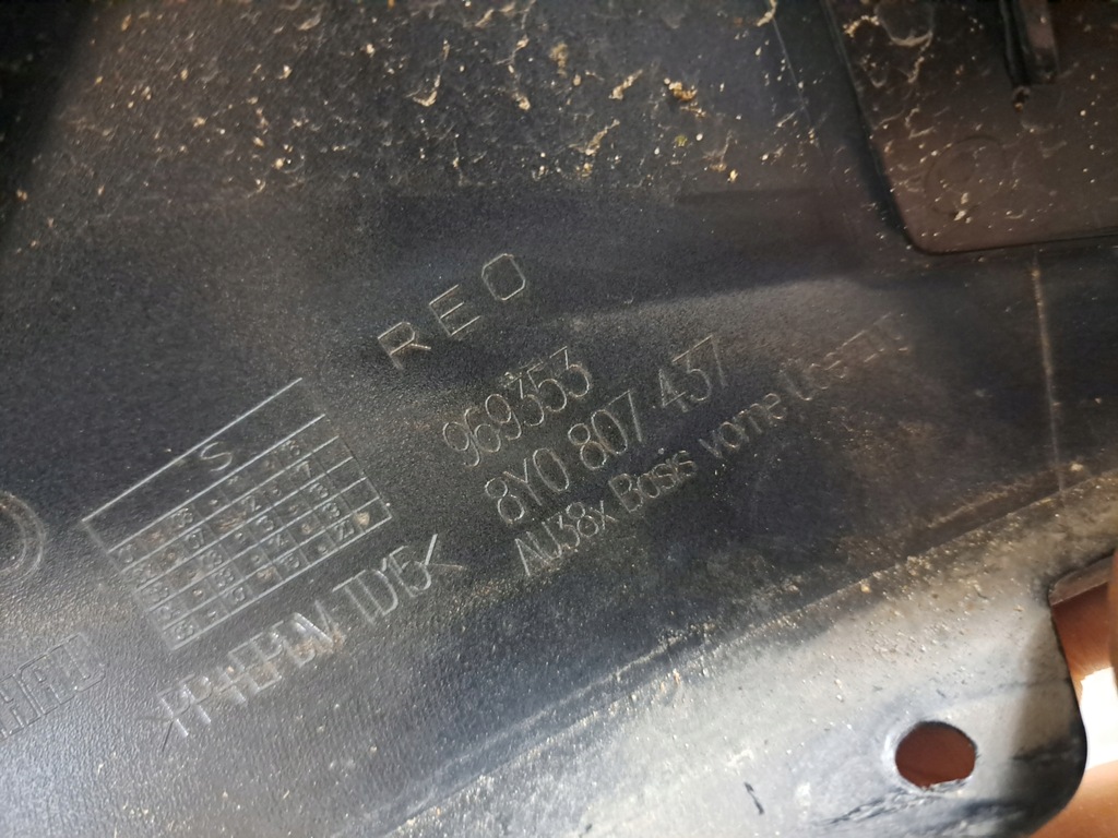 фото №8, Бампер перед передній audi a3 8y 8y0807437