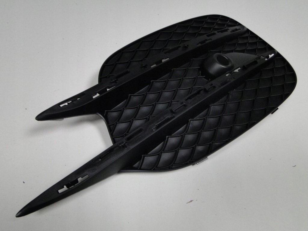 Mercedes v klasa w447 447 решітка права w бампер передній amg Ціна