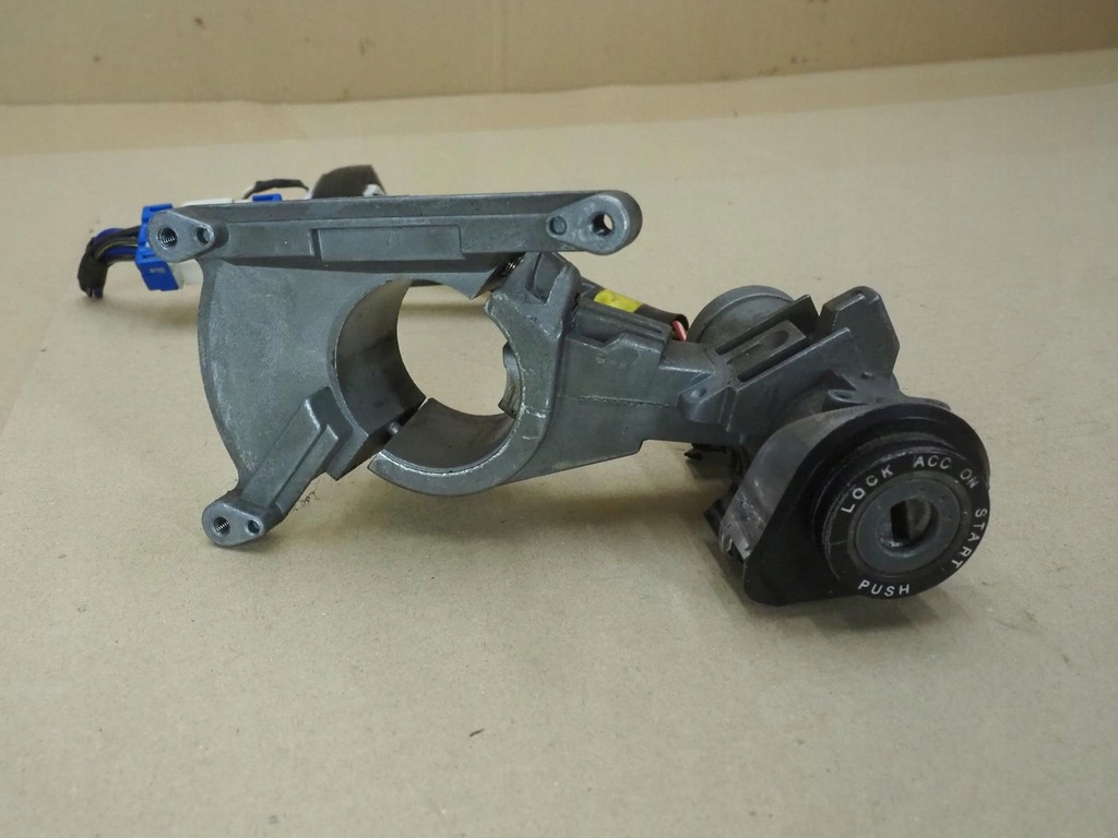 фото №15, Hyundai h1 h200 97- замок зажигания 2x ключ вкладка