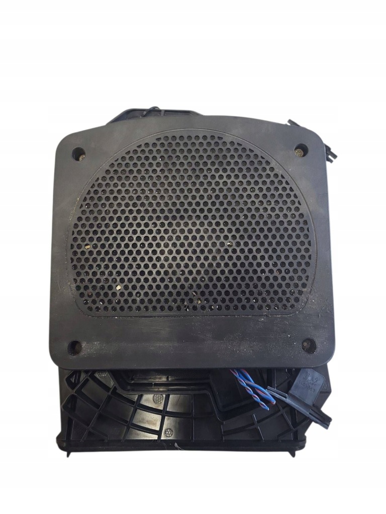 фото №1, Сабвуфер правая сторона bmw 1 f20 f21 430407803434