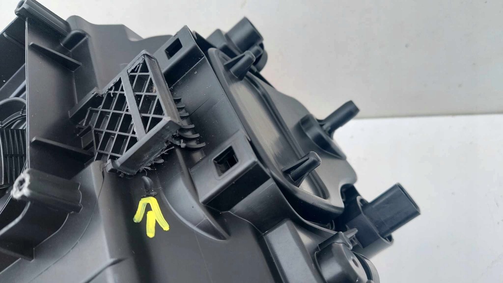 фото №10, Porsche macan lift gts лампа права перед передня matrix 1424