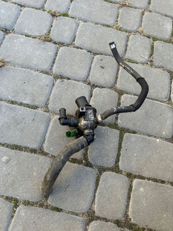 фото №1, Термостат fiat grande punto 1.3mjtd 55202373