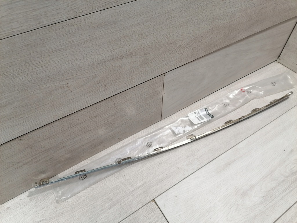 фото №5, Twingo молдинг дверь правый перед 808d0-2964r