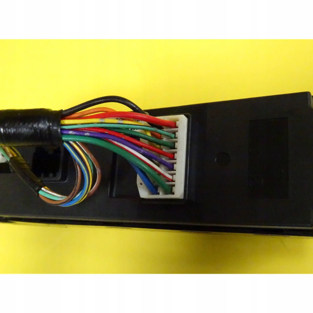 фото №8, Перемикач панель вікон лівий перед mazda 5 cc2966350a nr775