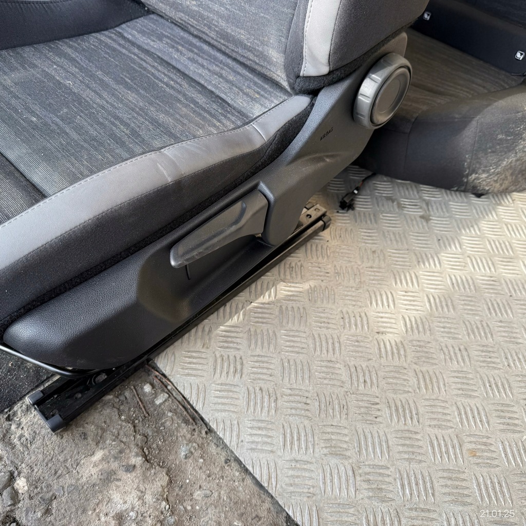 фото №3, Сидіння заднє сидіння комплект jeep compass avenger 2024 rok