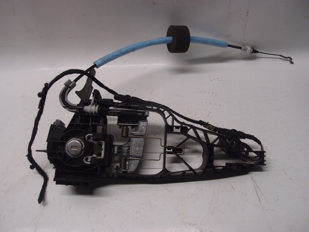 фото №1, Вкладка замка основа ручка bmw x1 f48