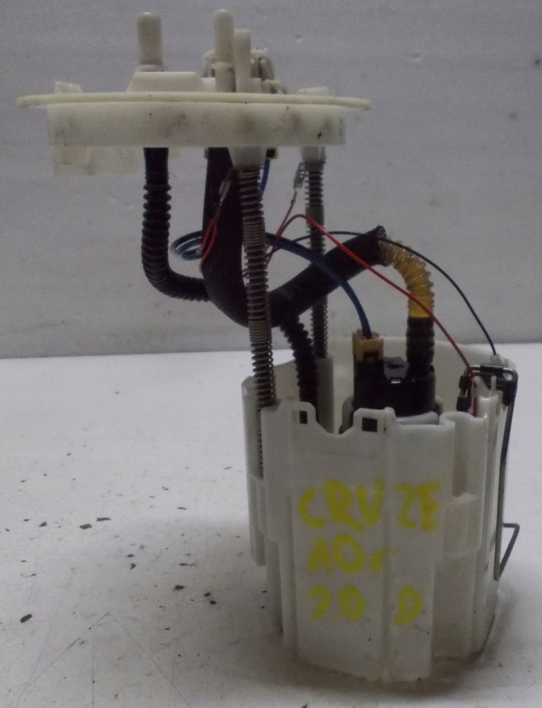 фото №1, Chevrolet cruze 2.0 d 10r насос топлива 13503668