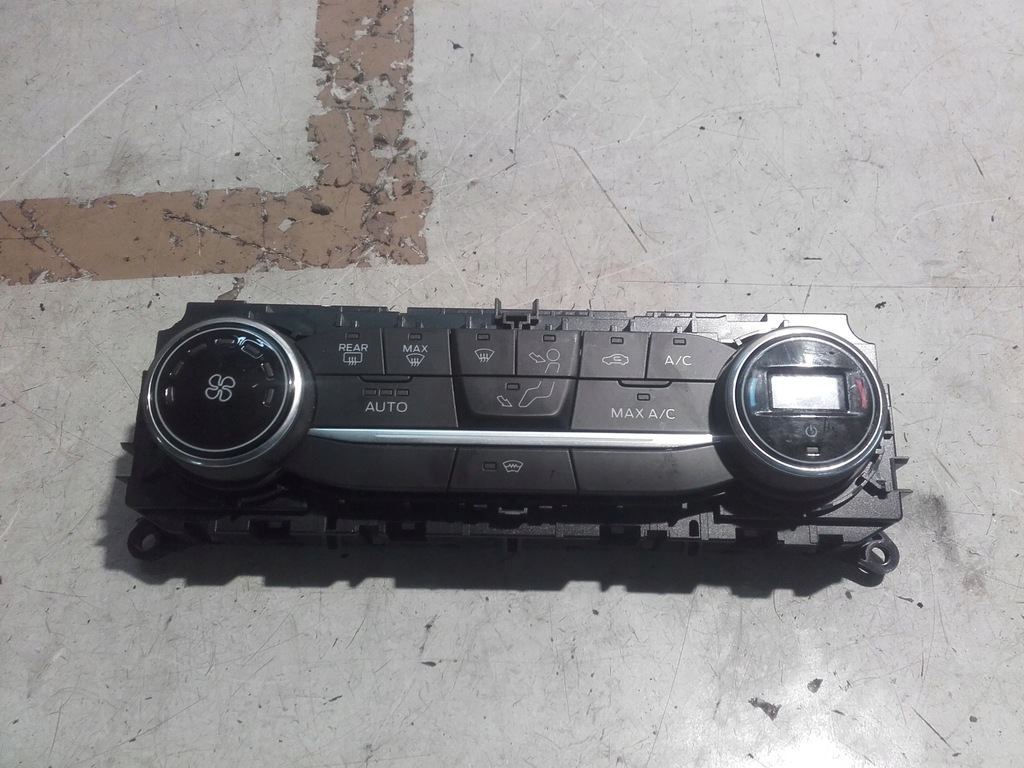 фото №1, Ford ecosport lift панель кондиционера