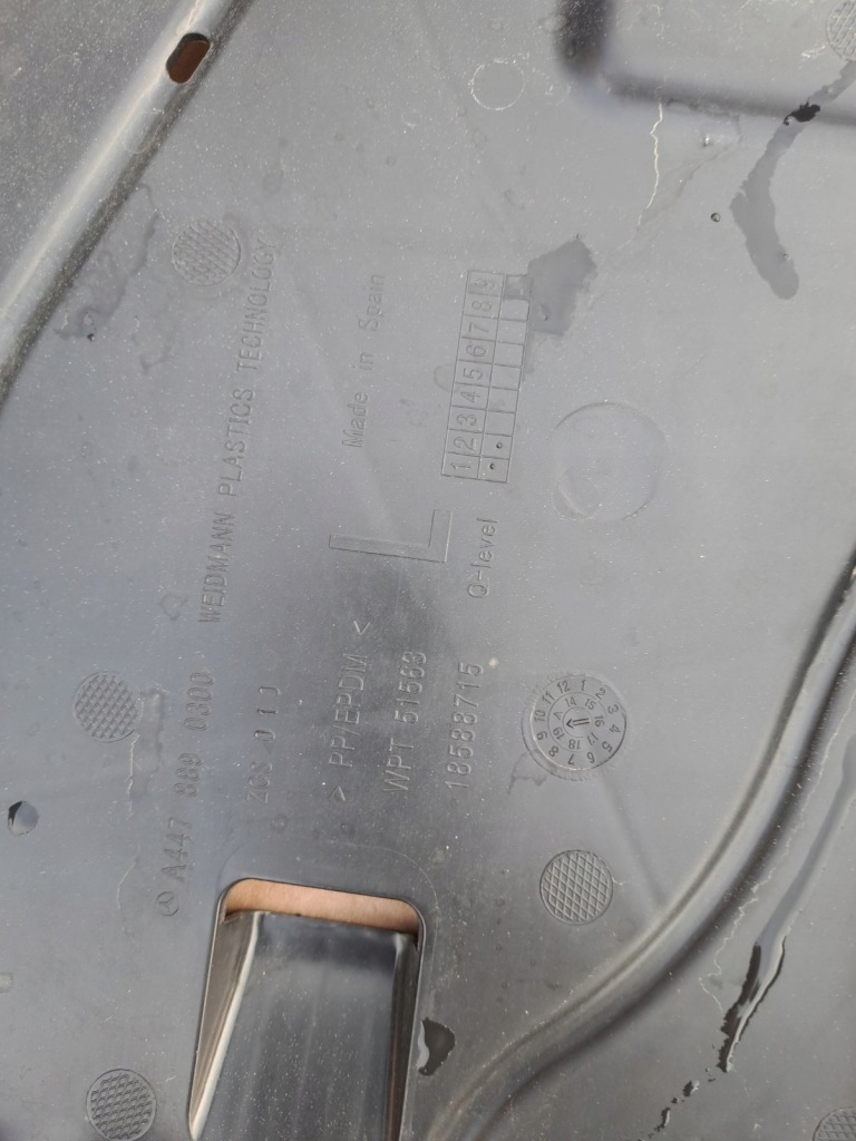 фото №1, Vito защита рычага левая v klasa w477 a4478890300