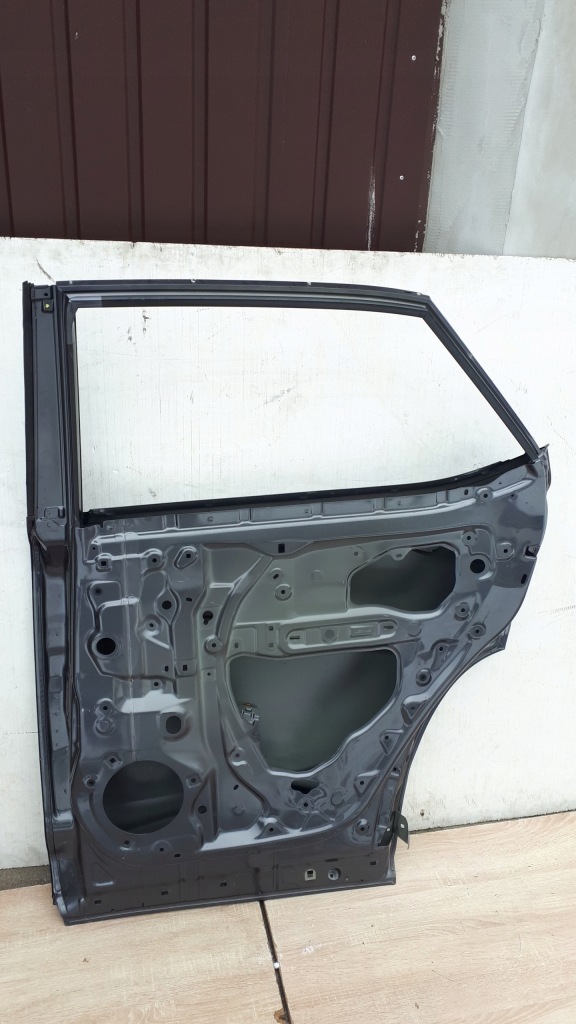 Lexus rx iv 15- дверь правое  задняя задняя 7r Доставка