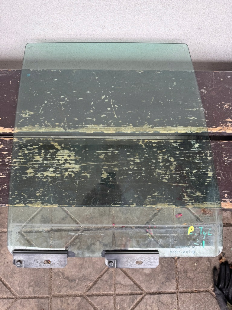 фото №1, Скло двері jeep grand cherokee zj правий задня