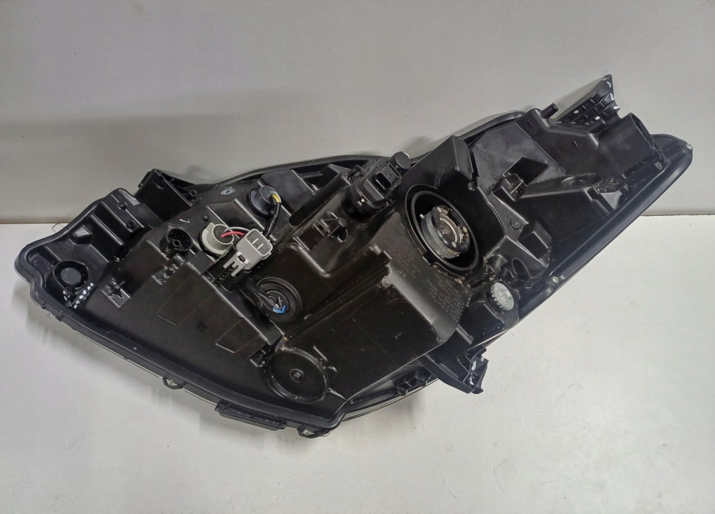 фото №12, Лампа правый перед toyota yaris iii lift europa