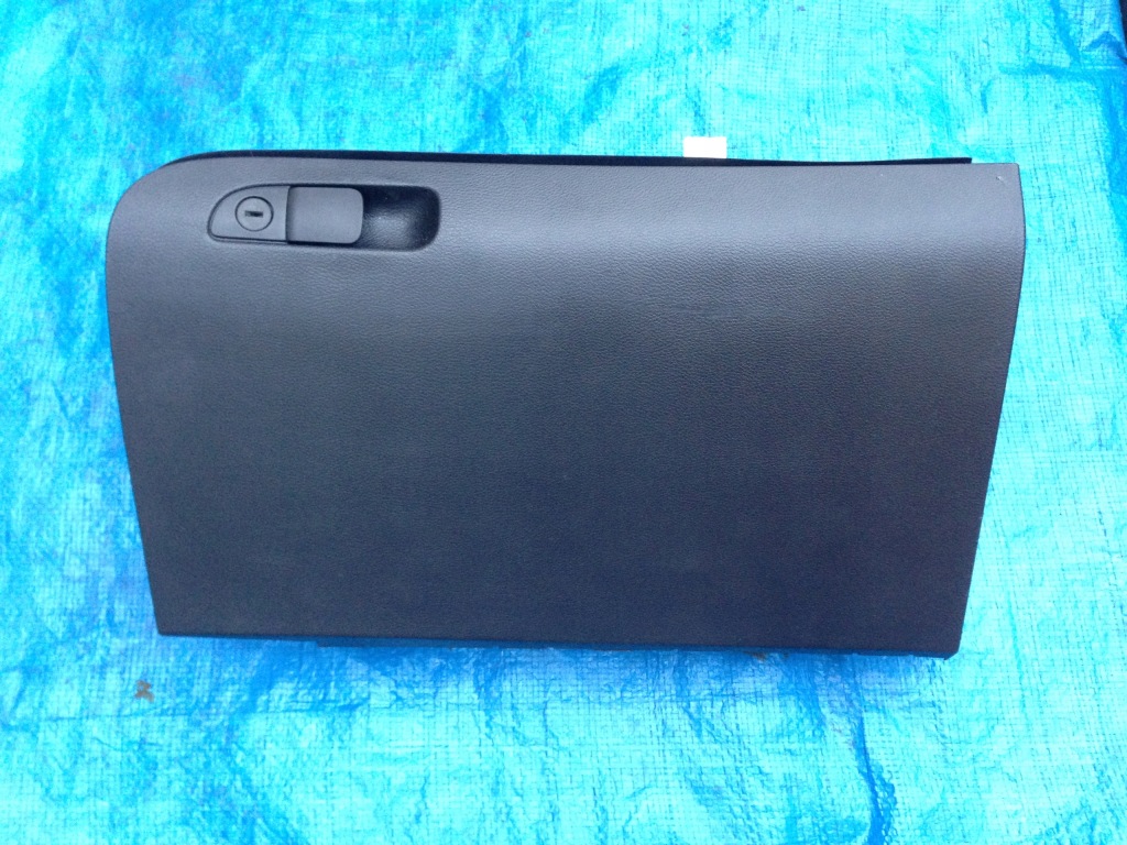 фото №1, Dodge charger 15 16 17 бардачок полиця