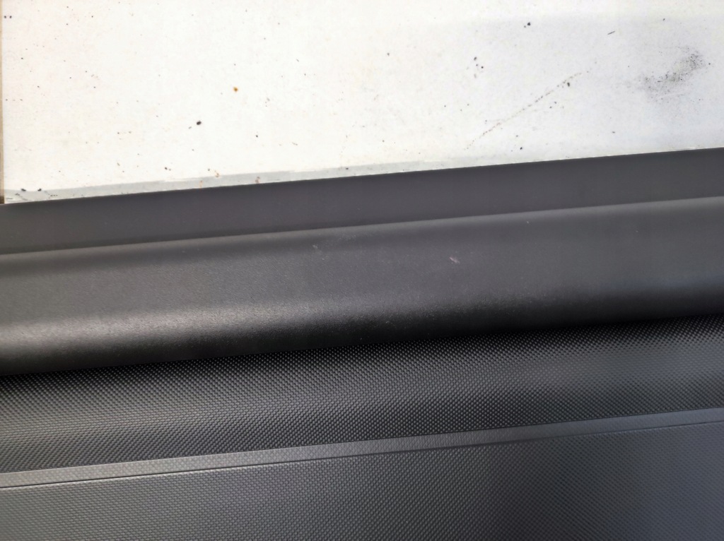 фото №14, Шторка багажника audi q8 e-tron etron