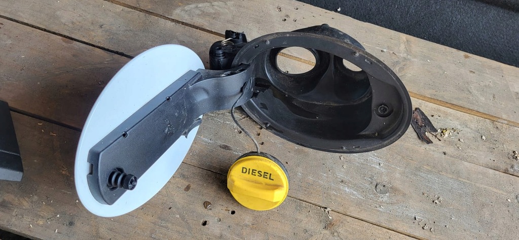 фото №1, Кришка заливної пального jaguar e-pace