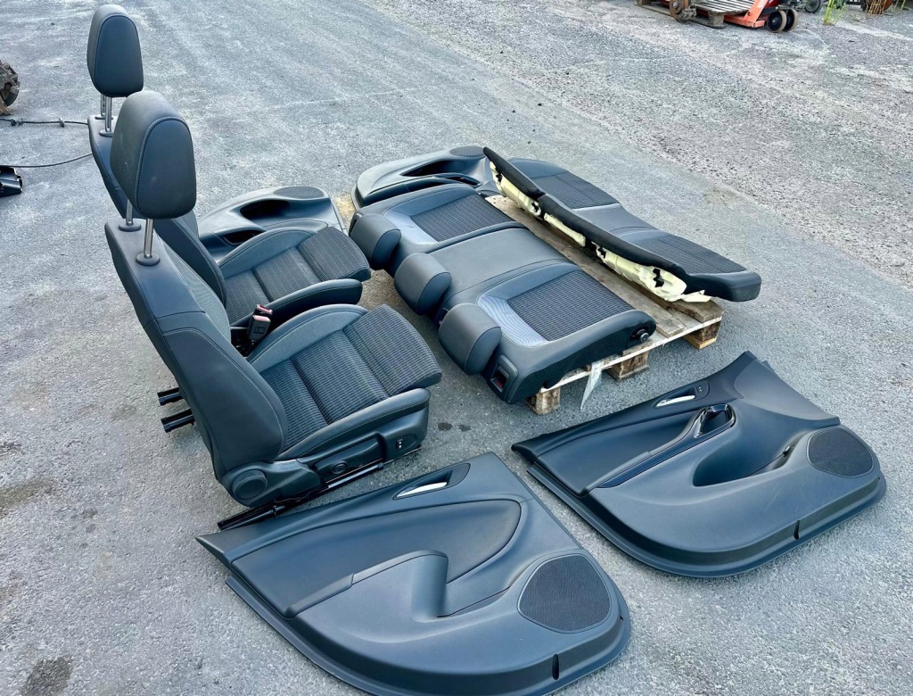 фото №1, Opel astra k v lift kombi сиденья заднее сиденье обивка полукожа europa idealne