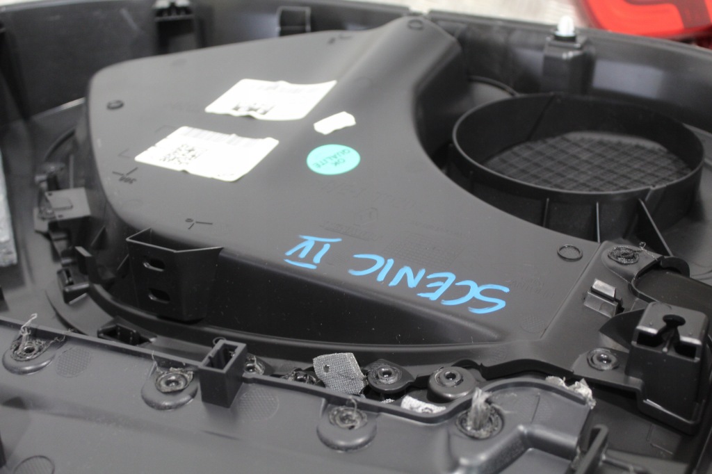 фото №3, Обшивка дверь левый задняя scenic iv 4