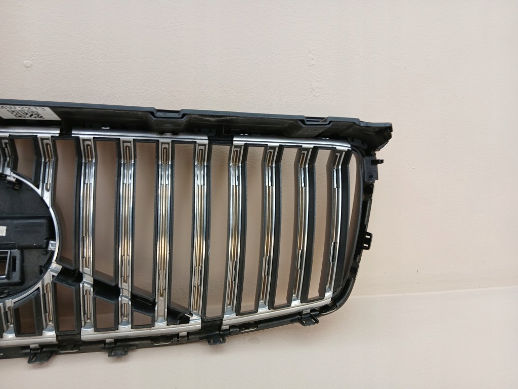 Volvo xc90 2 2 рестайлінг  2019- решітка радіатора решітка  радіатора перед 31698400 Оригінал