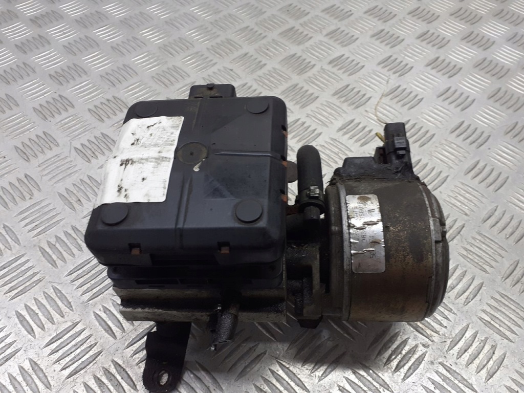 фото №1, Насос подвеска citroen c5 i 1.8 16v 9636713880