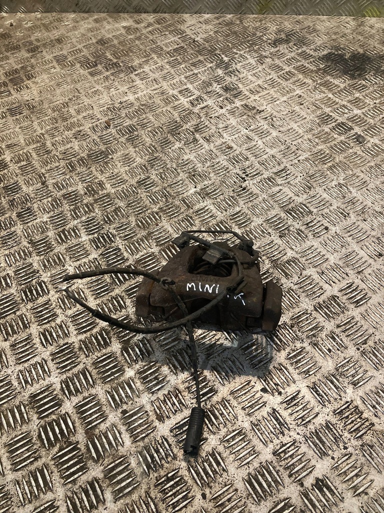 фото №1, Mini one - cooper cabrio r52 левая сторона суппорт тормозной передний