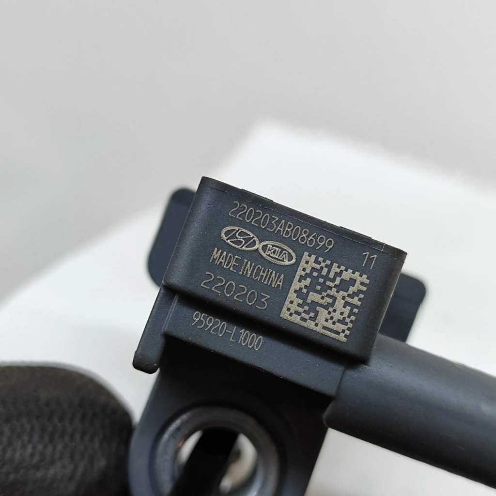 фото №6, Kia ev6 2022 задняя сторона левая датчик удара подушка безопасности