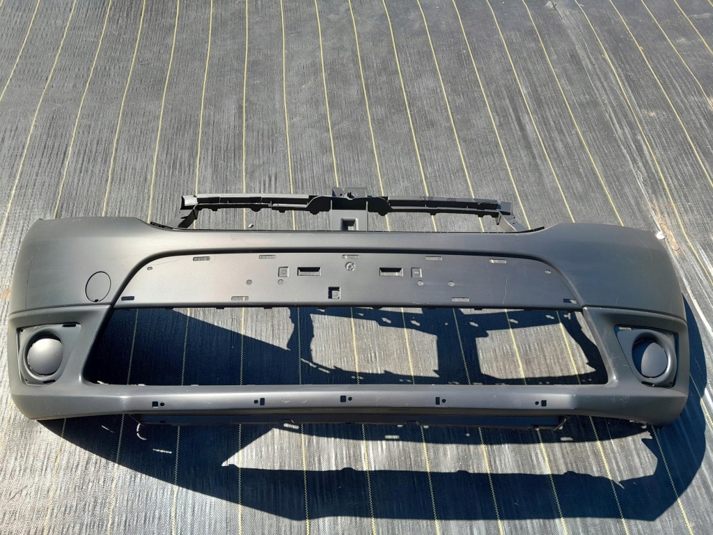 фото №1, Dacia sandero stepawy ii 12-17 бампер перед передній oryg