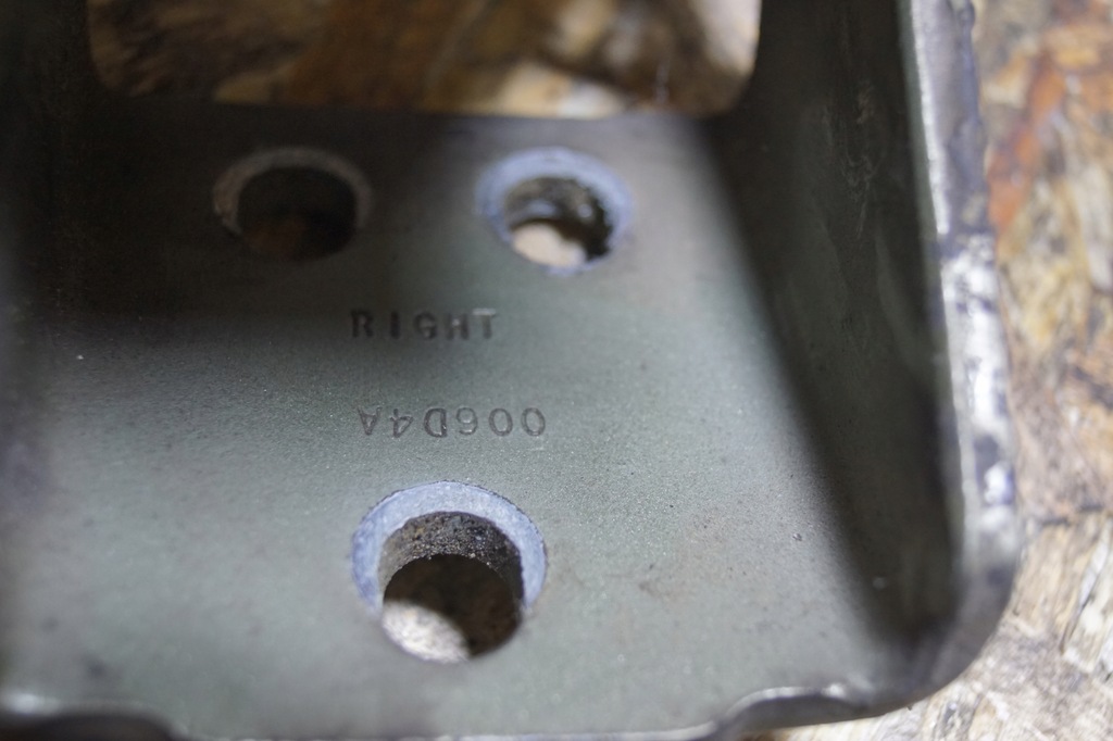 фото №7, Петля капот правий hummer h2