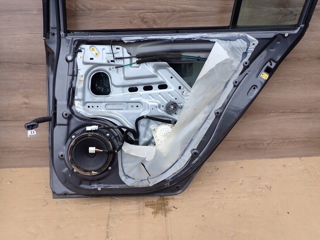фото №7, Kia magentis ii 06-12 двері задні праве 8v