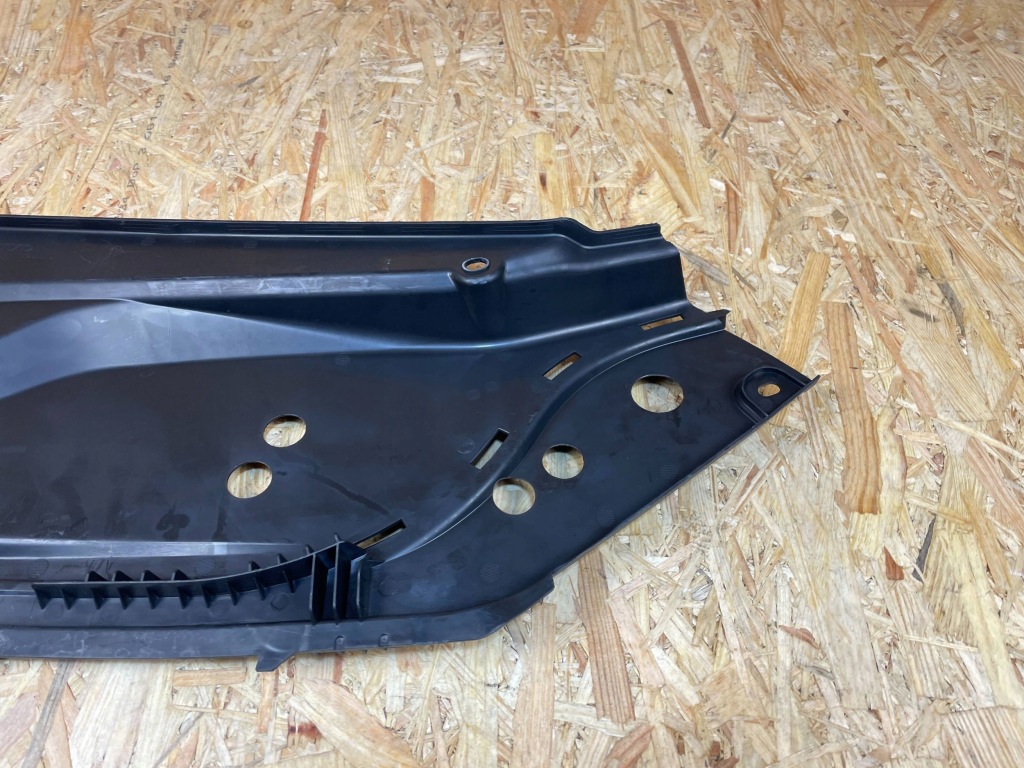 Накладка защита поперечина передний правая volvo xc90 ii 31442734 2015- Оригинал