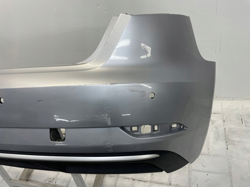 фото №6, Audi оригінальний номер 8v4807511l бампер