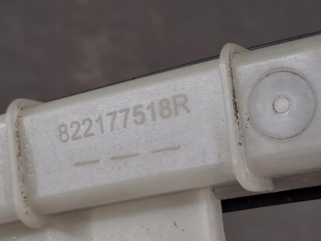 фото №12, Направляющая стекло дверь задних левых левый задняя dacia logan iii sandero 21r