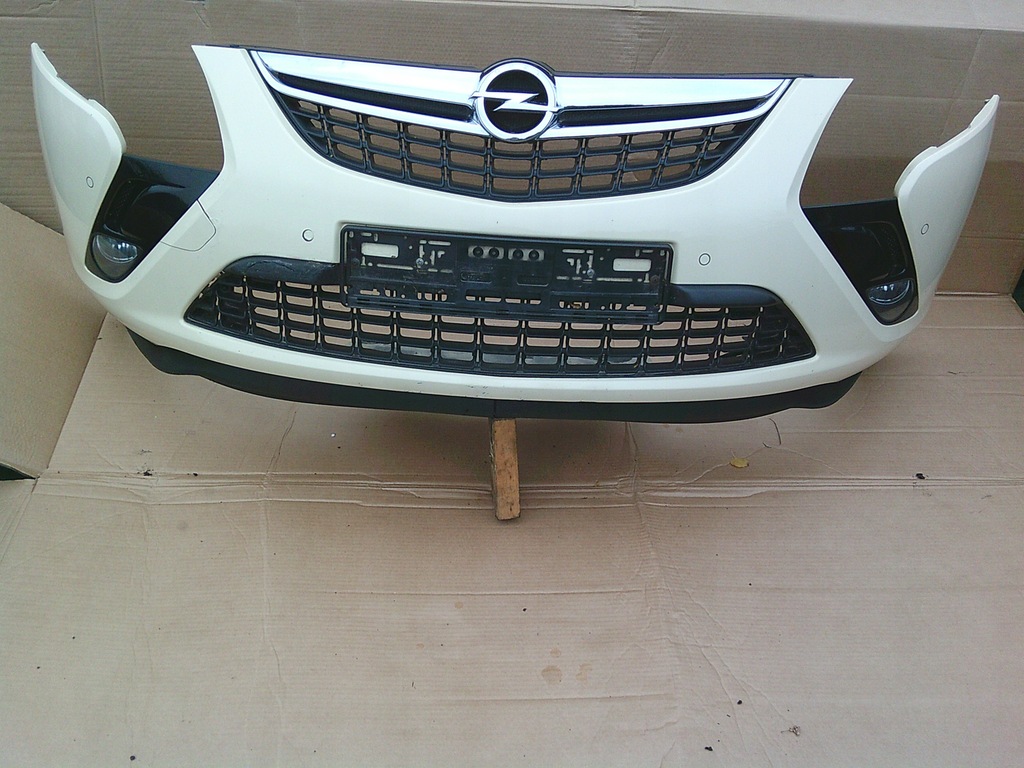 фото №1, Opel zafira c бампер перед y661 pdc