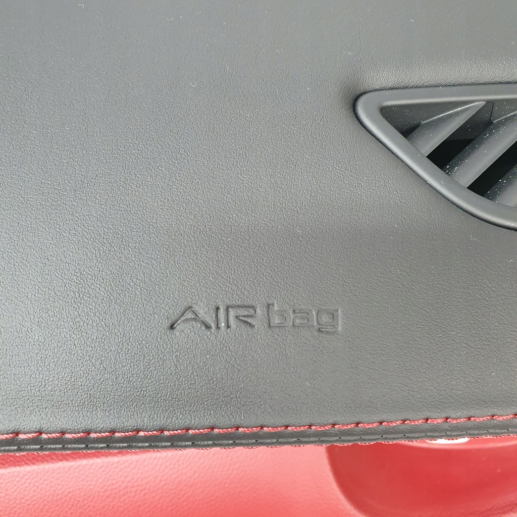 фото №8, Alfa romeo stelvio панель приладів панель приладів консоль подушка безпеки нитка czerwona stare повернення