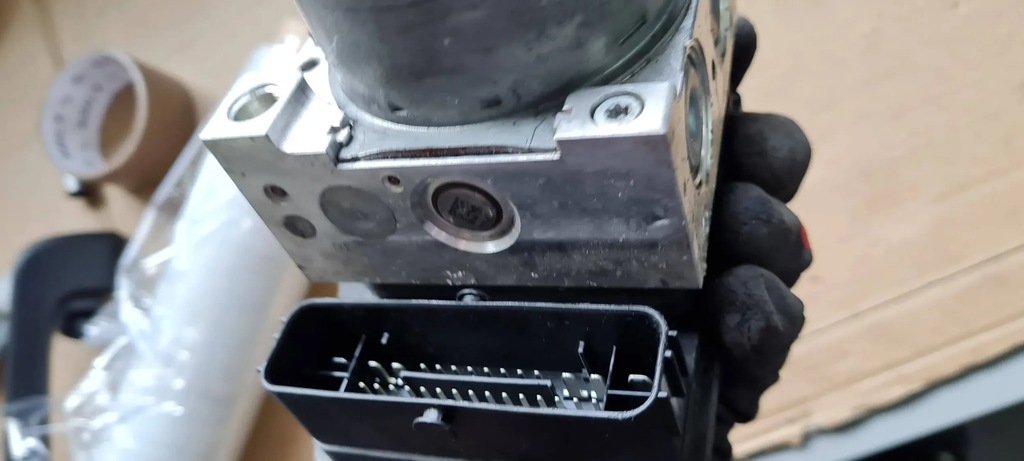 фото №10, S3 8v sedan a3 насос тормозная abs модуль pod радар 3q0907379l 3q0614517l