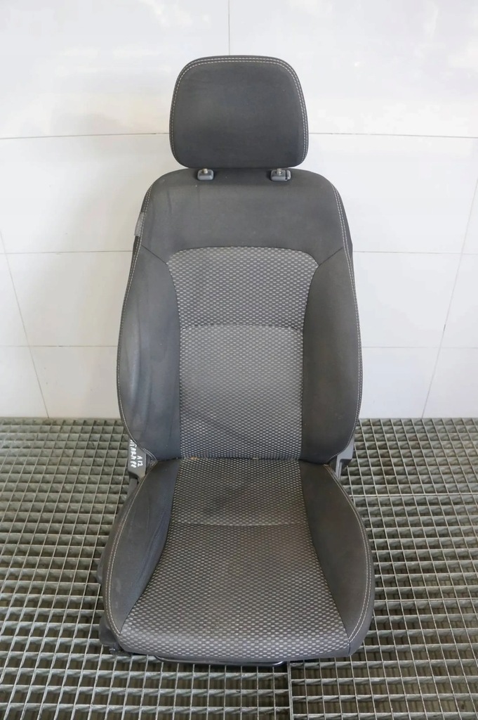 фото №8, Сиденье сиденья комплект водителя пассажира заднее сиденье suzuki vitara ii lift iii 15