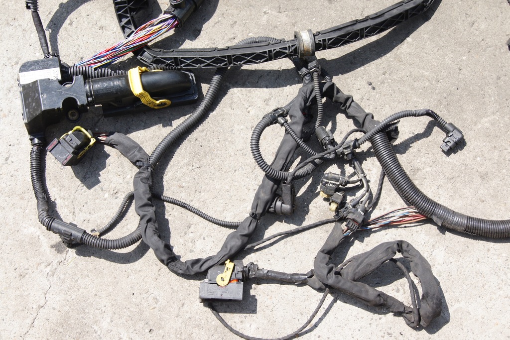 фото №4, Mercedes actros mp4 жгут электропроводка двигателя