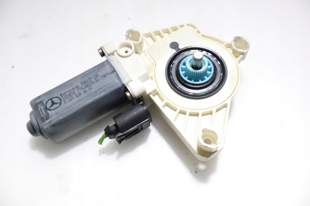 фото №1, Моторчик окон правый перед mercedes a klasa w169