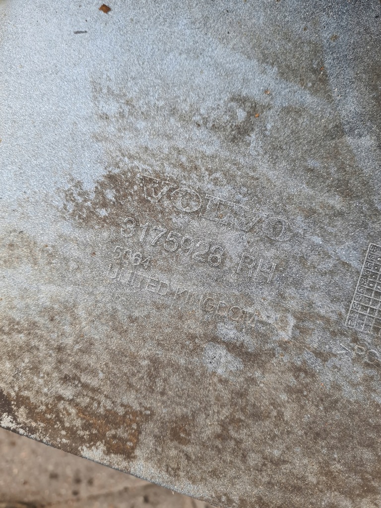 фото №8, Подножка подножка правая каркас volvo fh 12 13