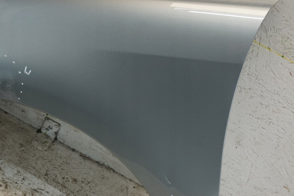 фото №6, Крыло левый перед toyota avensis t25 lift