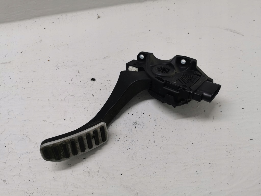 фото №1, Потенціометр газу volvo v60 ii 31329372 10-18