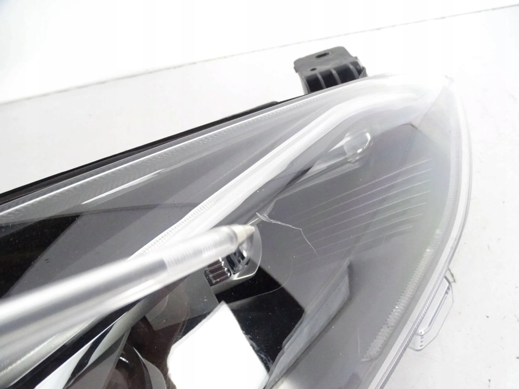 Фара перед передня правий ford focus mk4 full led Зі Шроту