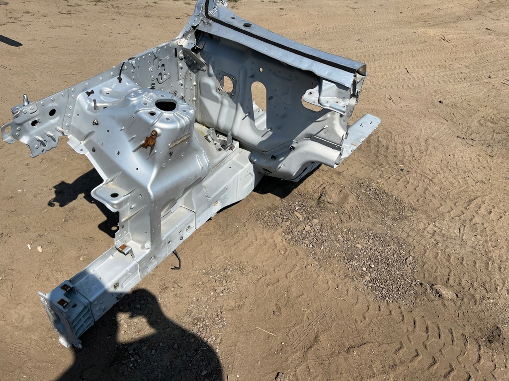 фото №3, Land rover discovery v l462 чверть правий перед