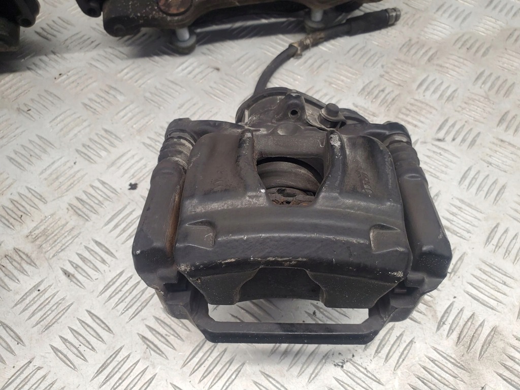 фото №8, Audi q5 sq5 80a615106bf комплект наборы тормозные диски, тормозные колодки, суппорты