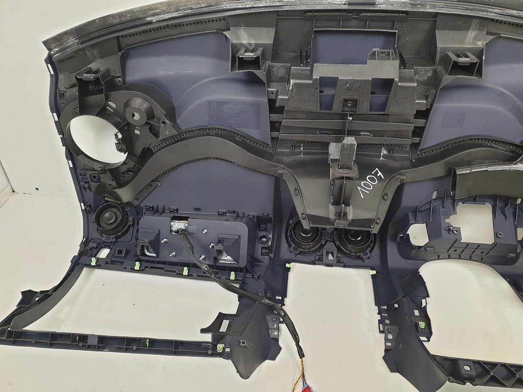 фото №11, Приборная панель приборная консоль подушка безопасности peugeot 1007 euro