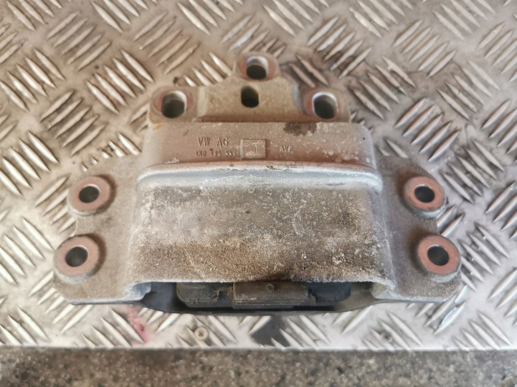 фото №1, Vw scirocco 2.0 tdi подушка двигателя 1k0199555l